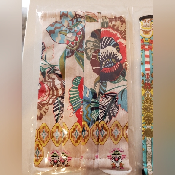 Set of 3 Face Masks, Packaged, new, no tags - Picture 3 of 5